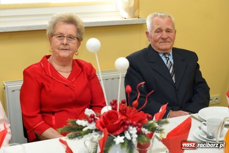 Zdjęcie w galerii na portalu naszraciborz.pl: Uroczystość z okazji Jubileuszu Pożycia Małżeńskiego wiadomości z regionu