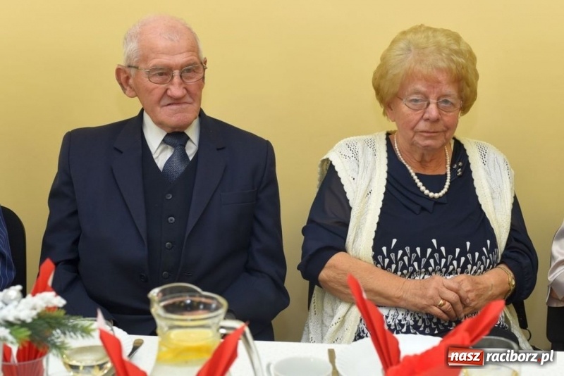 Zdjęcie w galerii na portalu naszraciborz.pl: Uroczystość z okazji Jubileuszu Pożycia Małżeńskiego wiadomości z regionu