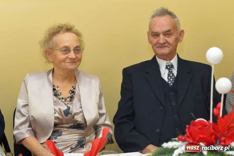 Zdjęcie w galerii na portalu naszraciborz.pl: Uroczystość z okazji Jubileuszu Pożycia Małżeńskiego wiadomości z regionu