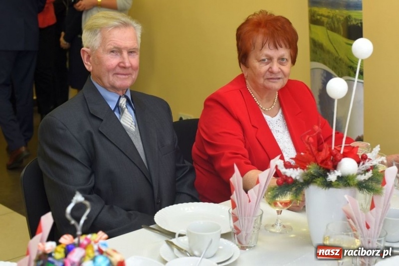Zdjęcie w galerii na portalu naszraciborz.pl: Uroczystość z okazji Jubileuszu Pożycia Małżeńskiego wiadomości z regionu