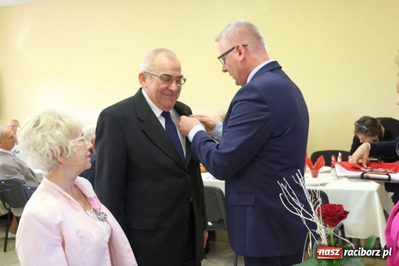 Zdjęcie w galerii na portalu naszraciborz.pl: Uroczystość z okazji Jubileuszu Pożycia Małżeńskiego wiadomości z regionu