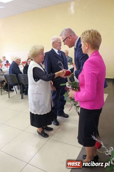 Zdjęcie w galerii na portalu naszraciborz.pl: Uroczystość z okazji Jubileuszu Pożycia Małżeńskiego wiadomości z regionu