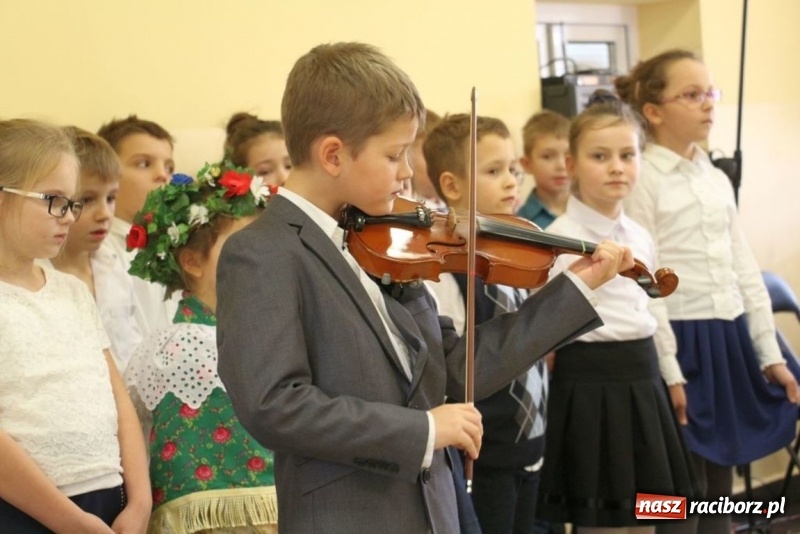 Zdjęcie w galerii na portalu naszraciborz.pl: Uroczystość z okazji Jubileuszu Pożycia Małżeńskiego wiadomości z regionu