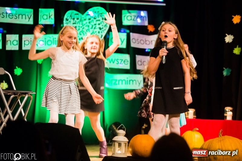 Zdjęcie w galerii na portalu naszraciborz.pl: Na jesienną nutę w Młodzieżowym Domu Kultury wiadomości z regionu