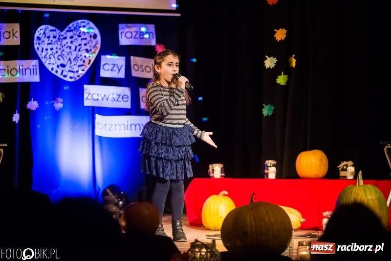 Zdjęcie w galerii na portalu naszraciborz.pl: Na jesienną nutę w Młodzieżowym Domu Kultury wiadomości z regionu