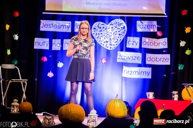 Zdjęcie w galerii na portalu naszraciborz.pl: Na jesienną nutę w Młodzieżowym Domu Kultury wiadomości z regionu