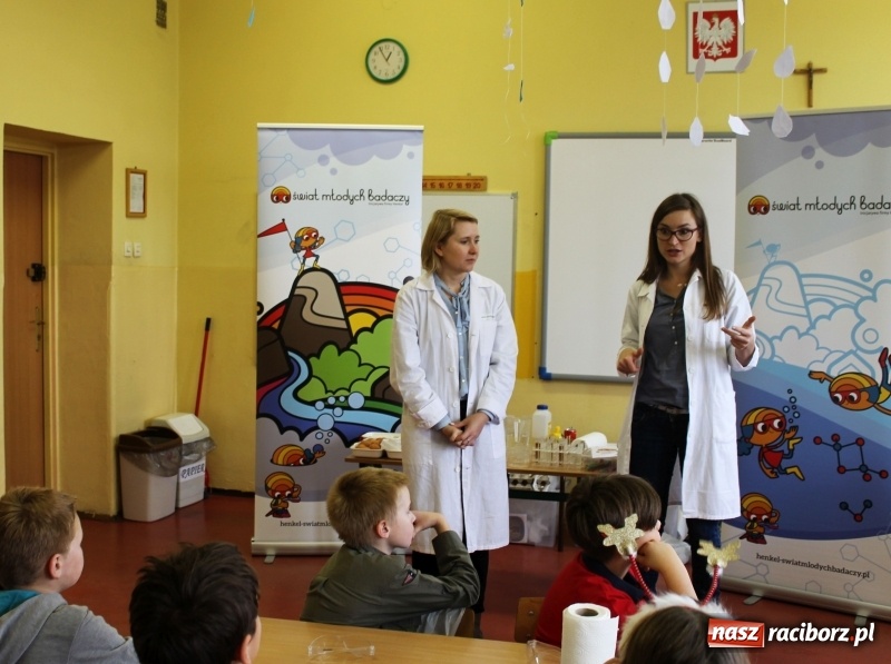 Zdjęcie w galerii na portalu naszraciborz.pl: Słodko, czyli kwaśno. Młodzi badacze z Płoni  wiadomości z regionu