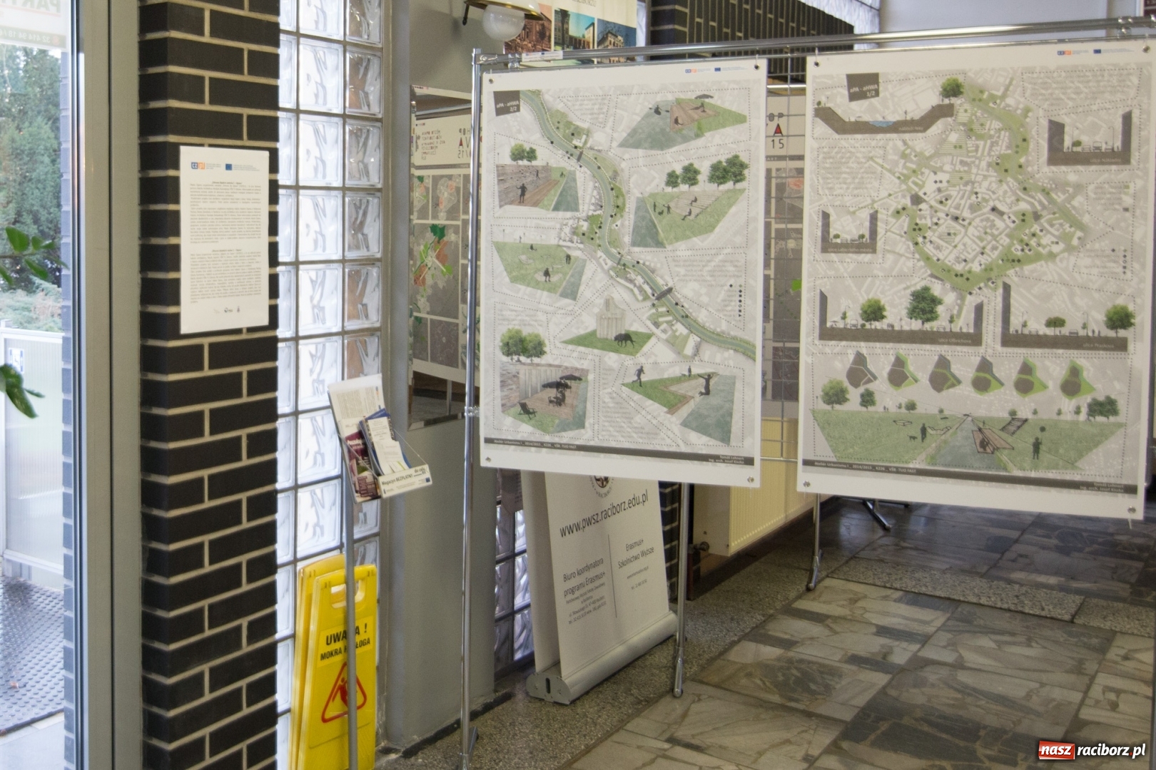 Zdjęcie w galerii na portalu naszraciborz.pl: Odnowa centrów śląskich miast - wystawa prac architektonicznych w raciborskiej PWSZ wiadomości z regionu