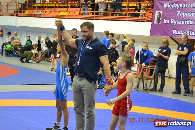 Zdjęcie w galerii na portalu naszraciborz.pl: Grad medali zapaśników Unii na zawodach w Rudzie Śląskiej wiadomości z regionu