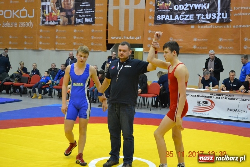 Zdjęcie w galerii na portalu naszraciborz.pl: Grad medali zapaśników Unii na zawodach w Rudzie Śląskiej wiadomości z regionu