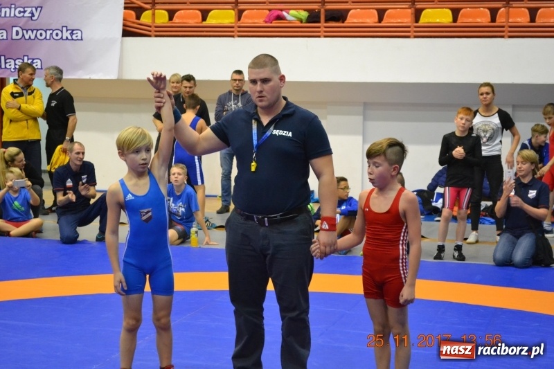 Zdjęcie w galerii na portalu naszraciborz.pl: Grad medali zapaśników Unii na zawodach w Rudzie Śląskiej wiadomości z regionu