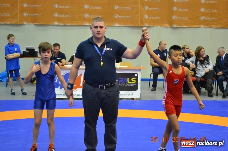 Zdjęcie w galerii na portalu naszraciborz.pl: Grad medali zapaśników Unii na zawodach w Rudzie Śląskiej wiadomości z regionu