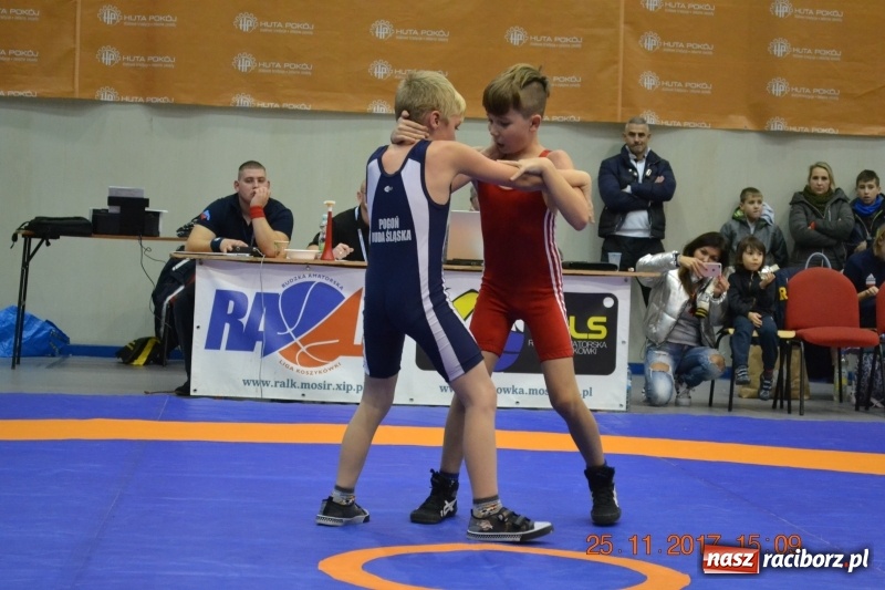 Zdjęcie w galerii na portalu naszraciborz.pl: Grad medali zapaśników Unii na zawodach w Rudzie Śląskiej wiadomości z regionu