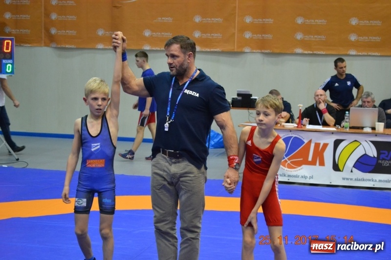 Zdjęcie w galerii na portalu naszraciborz.pl: Grad medali zapaśników Unii na zawodach w Rudzie Śląskiej wiadomości z regionu