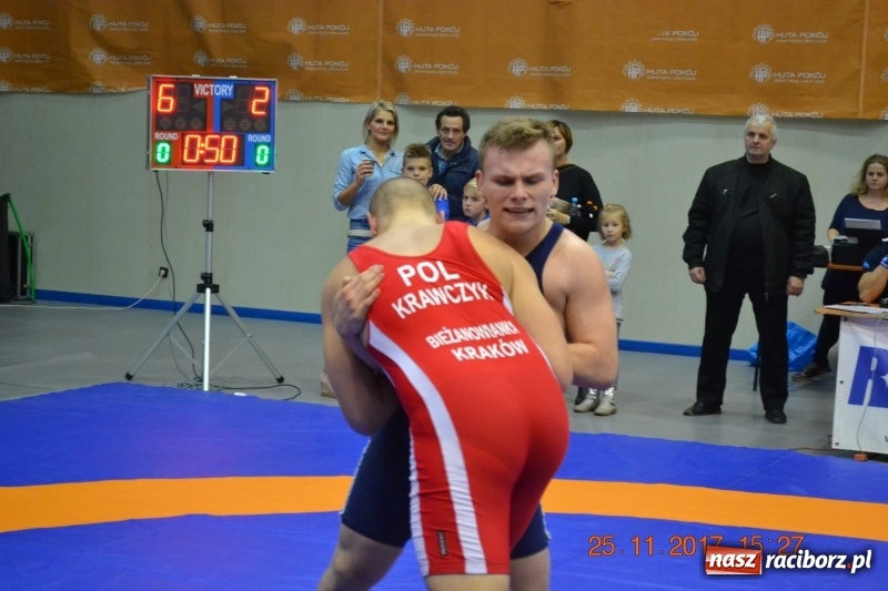 Zdjęcie w galerii na portalu naszraciborz.pl: Grad medali zapaśników Unii na zawodach w Rudzie Śląskiej wiadomości z regionu