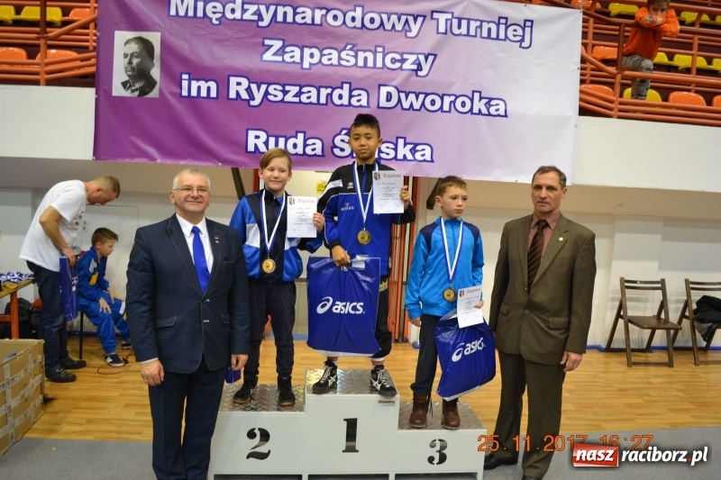 Zdjęcie w galerii na portalu naszraciborz.pl: Grad medali zapaśników Unii na zawodach w Rudzie Śląskiej wiadomości z regionu