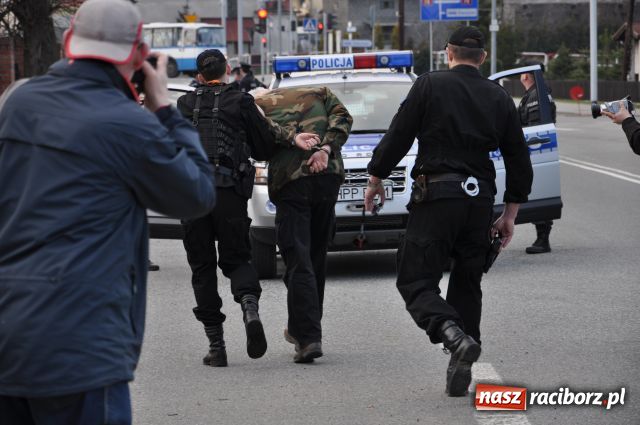 Zdjęcie w galerii na portalu naszraciborz.pl: Uprowadzona dziewczynka bezpieczna wiadomości z regionu