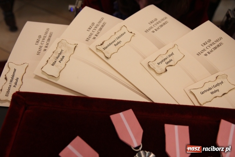 Zdjęcie w galerii na portalu naszraciborz.pl: To nie były słowa rzucone na wiatr… Złote gody w raciborskim USC wiadomości z regionu