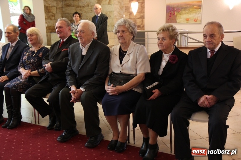 Zdjęcie w galerii na portalu naszraciborz.pl: To nie były słowa rzucone na wiatr… Złote gody w raciborskim USC wiadomości z regionu
