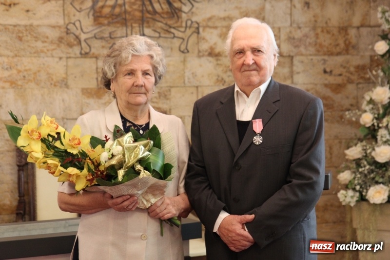 Zdjęcie w galerii na portalu naszraciborz.pl: To nie były słowa rzucone na wiatr… Złote gody w raciborskim USC wiadomości z regionu