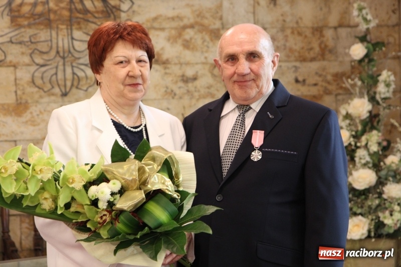 Zdjęcie w galerii na portalu naszraciborz.pl: To nie były słowa rzucone na wiatr… Złote gody w raciborskim USC wiadomości z regionu
