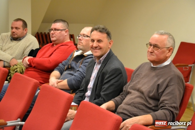 Zdjęcie w galerii na portalu naszraciborz.pl: Z uśmiechem, ale i do bólu - promocja książki Zbigniewa Woźniaka na Zamku Piastowskim wiadomości z regionu