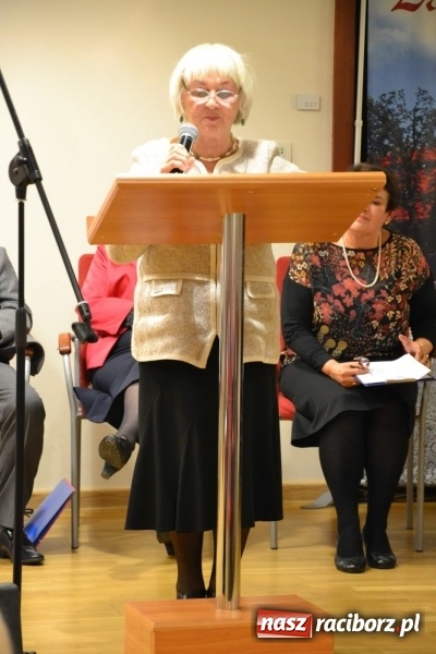 Zdjęcie w galerii na portalu naszraciborz.pl: Z uśmiechem, ale i do bólu - promocja książki Zbigniewa Woźniaka na Zamku Piastowskim wiadomości z regionu
