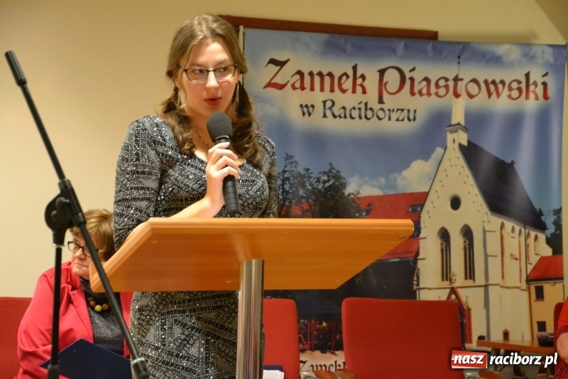 Zdjęcie w galerii na portalu naszraciborz.pl: Z uśmiechem, ale i do bólu - promocja książki Zbigniewa Woźniaka na Zamku Piastowskim wiadomości z regionu