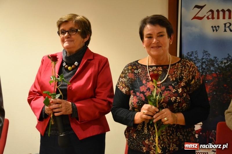 Zdjęcie w galerii na portalu naszraciborz.pl: Z uśmiechem, ale i do bólu - promocja książki Zbigniewa Woźniaka na Zamku Piastowskim wiadomości z regionu