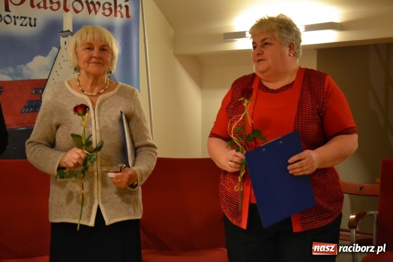 Zdjęcie w galerii na portalu naszraciborz.pl: Z uśmiechem, ale i do bólu - promocja książki Zbigniewa Woźniaka na Zamku Piastowskim wiadomości z regionu