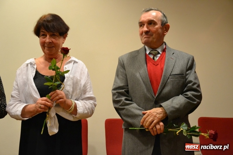 Zdjęcie w galerii na portalu naszraciborz.pl: Z uśmiechem, ale i do bólu - promocja książki Zbigniewa Woźniaka na Zamku Piastowskim wiadomości z regionu