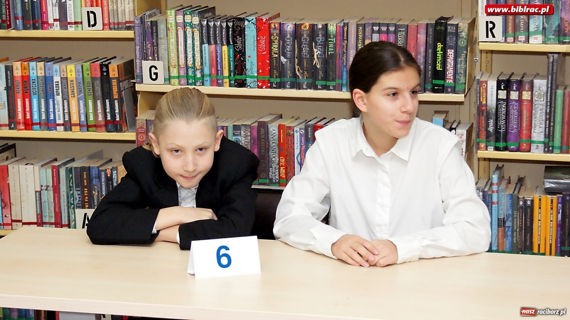 Zdjęcie w galerii na portalu naszraciborz.pl: Konkurs Co Ty wiesz o Raciborzu w raciborskiej bibliotece wiadomości z regionu