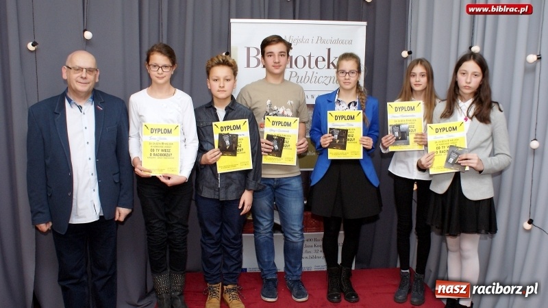 Zdjęcie w galerii na portalu naszraciborz.pl: Konkurs Co Ty wiesz o Raciborzu w raciborskiej bibliotece wiadomości z regionu