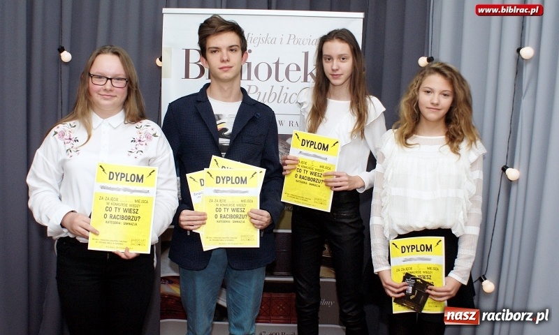 Zdjęcie w galerii na portalu naszraciborz.pl: Konkurs Co Ty wiesz o Raciborzu w raciborskiej bibliotece wiadomości z regionu