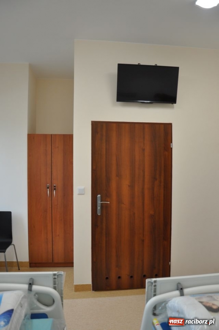 Zdjęcie w galerii na portalu naszraciborz.pl: Uroczyste otwarcie Zakładu Pielęgnacyjno-Opiekuńczego w Kuźni Raciborskiej wiadomości z regionu