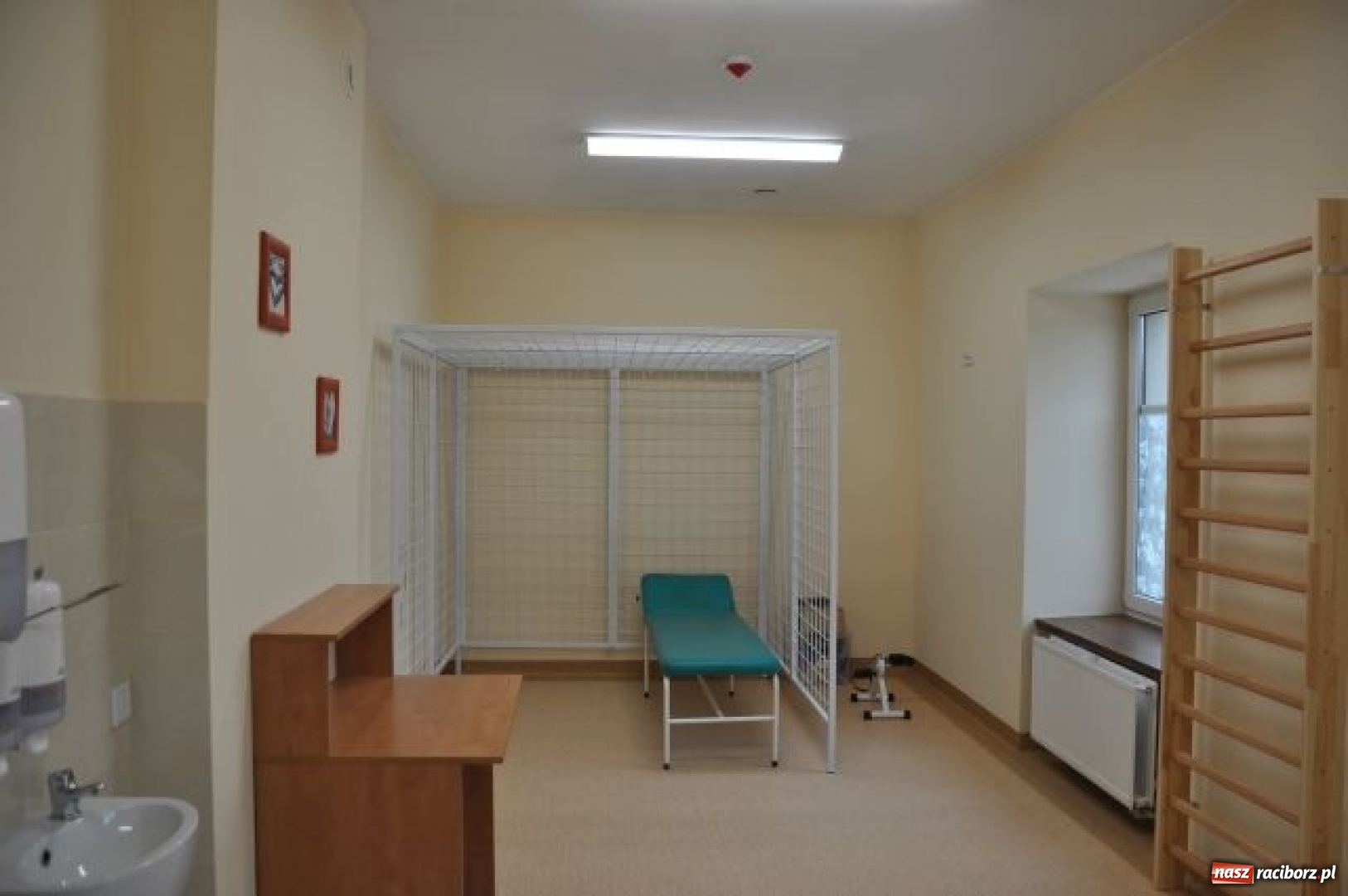 Zdjęcie w galerii na portalu naszraciborz.pl: Uroczyste otwarcie Zakładu Pielęgnacyjno-Opiekuńczego w Kuźni Raciborskiej wiadomości z regionu