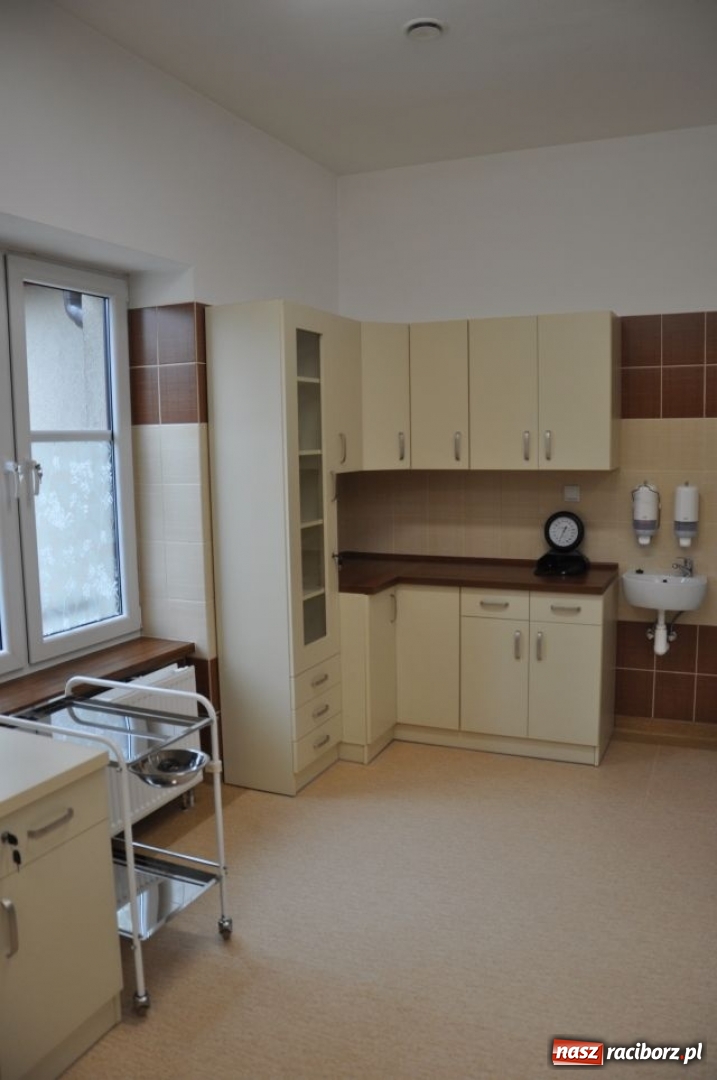 Zdjęcie w galerii na portalu naszraciborz.pl: Uroczyste otwarcie Zakładu Pielęgnacyjno-Opiekuńczego w Kuźni Raciborskiej wiadomości z regionu