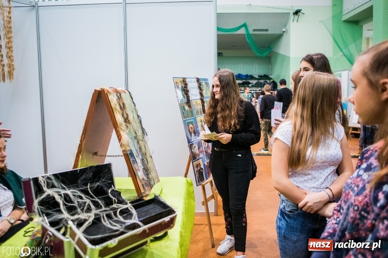 Zdjęcie w galerii na portalu naszraciborz.pl: Ponad 1000 uczniów na Festiwalu Perspektyw w Raciborzu wiadomości z regionu