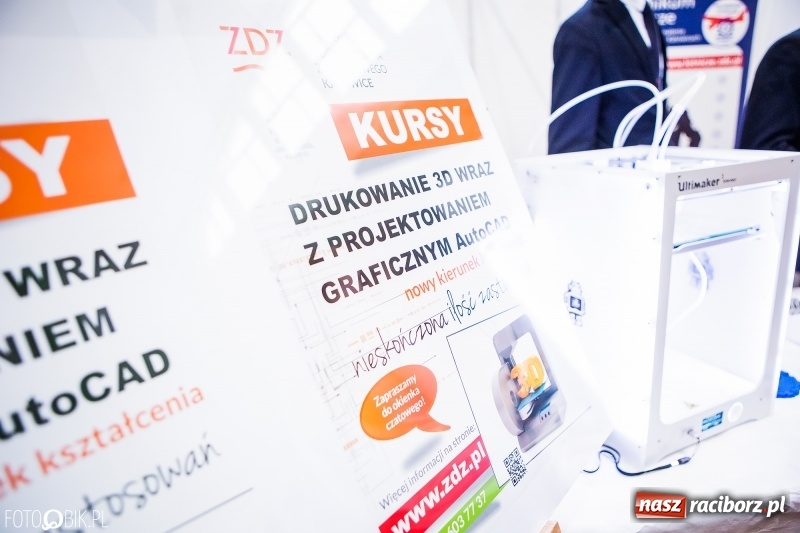 Zdjęcie w galerii na portalu naszraciborz.pl: Ponad 1000 uczniów na Festiwalu Perspektyw w Raciborzu wiadomości z regionu