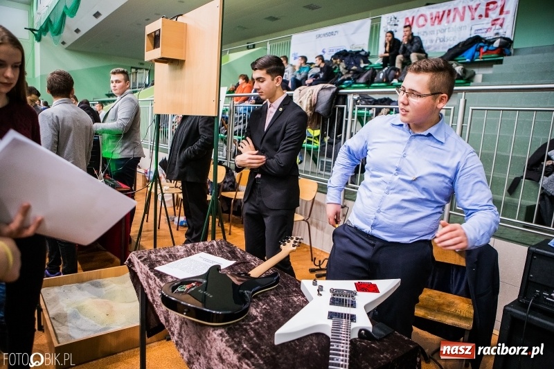 Zdjęcie w galerii na portalu naszraciborz.pl: Ponad 1000 uczniów na Festiwalu Perspektyw w Raciborzu wiadomości z regionu