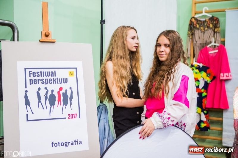 Zdjęcie w galerii na portalu naszraciborz.pl: Ponad 1000 uczniów na Festiwalu Perspektyw w Raciborzu wiadomości z regionu
