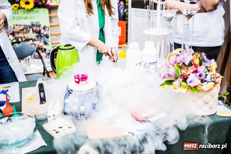 Zdjęcie w galerii na portalu naszraciborz.pl: Ponad 1000 uczniów na Festiwalu Perspektyw w Raciborzu wiadomości z regionu