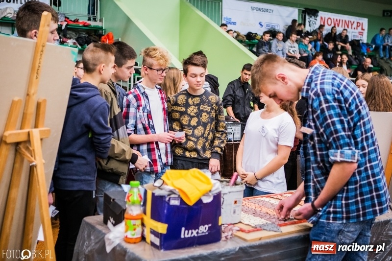 Zdjęcie w galerii na portalu naszraciborz.pl: Ponad 1000 uczniów na Festiwalu Perspektyw w Raciborzu wiadomości z regionu