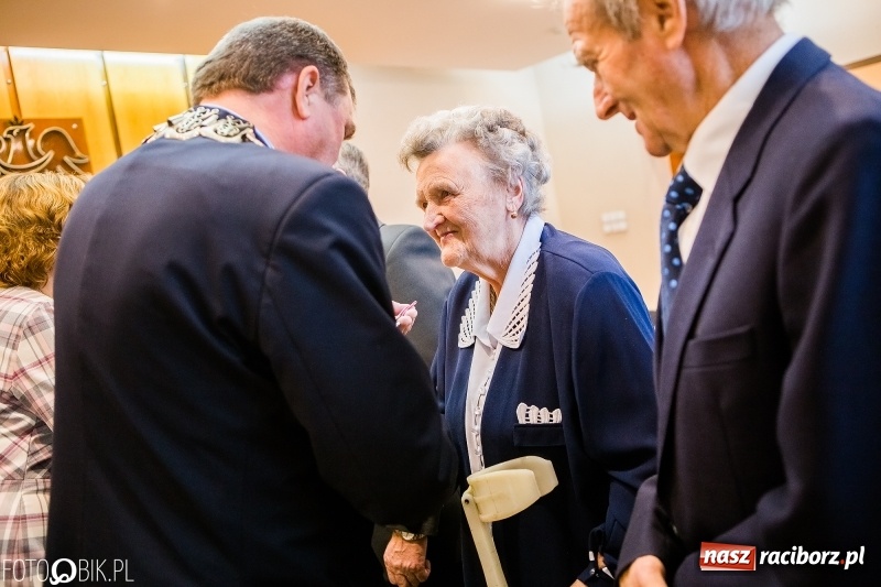Zdjęcie w galerii na portalu naszraciborz.pl: Trwajcie razem w radości i smutkach. Złote Gody w Pietrowicach Wielkich wiadomości z regionu
