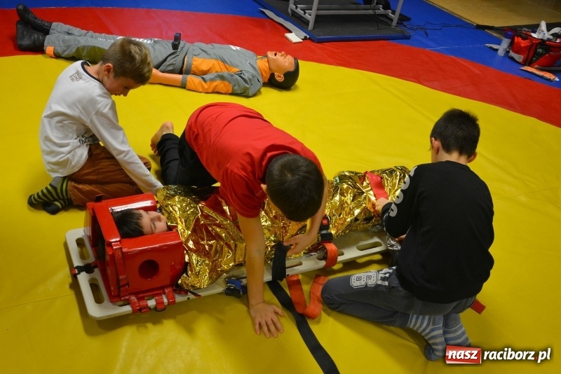 Zdjęcie w galerii na portalu naszraciborz.pl: Zajęcia profilaktyczne w klubie Łamator wiadomości z regionu