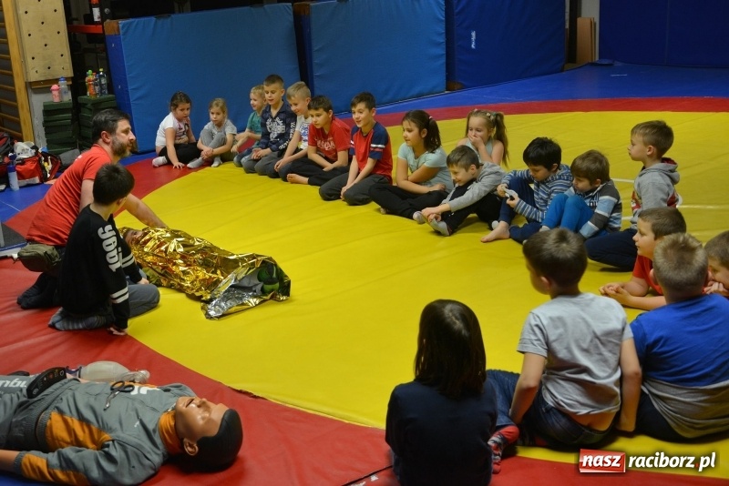 Zdjęcie w galerii na portalu naszraciborz.pl: Zajęcia profilaktyczne w klubie Łamator wiadomości z regionu