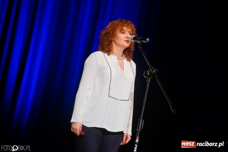 Zdjęcie w galerii na portalu naszraciborz.pl: Niebiański głos na deskach sceny RCK wiadomości z regionu