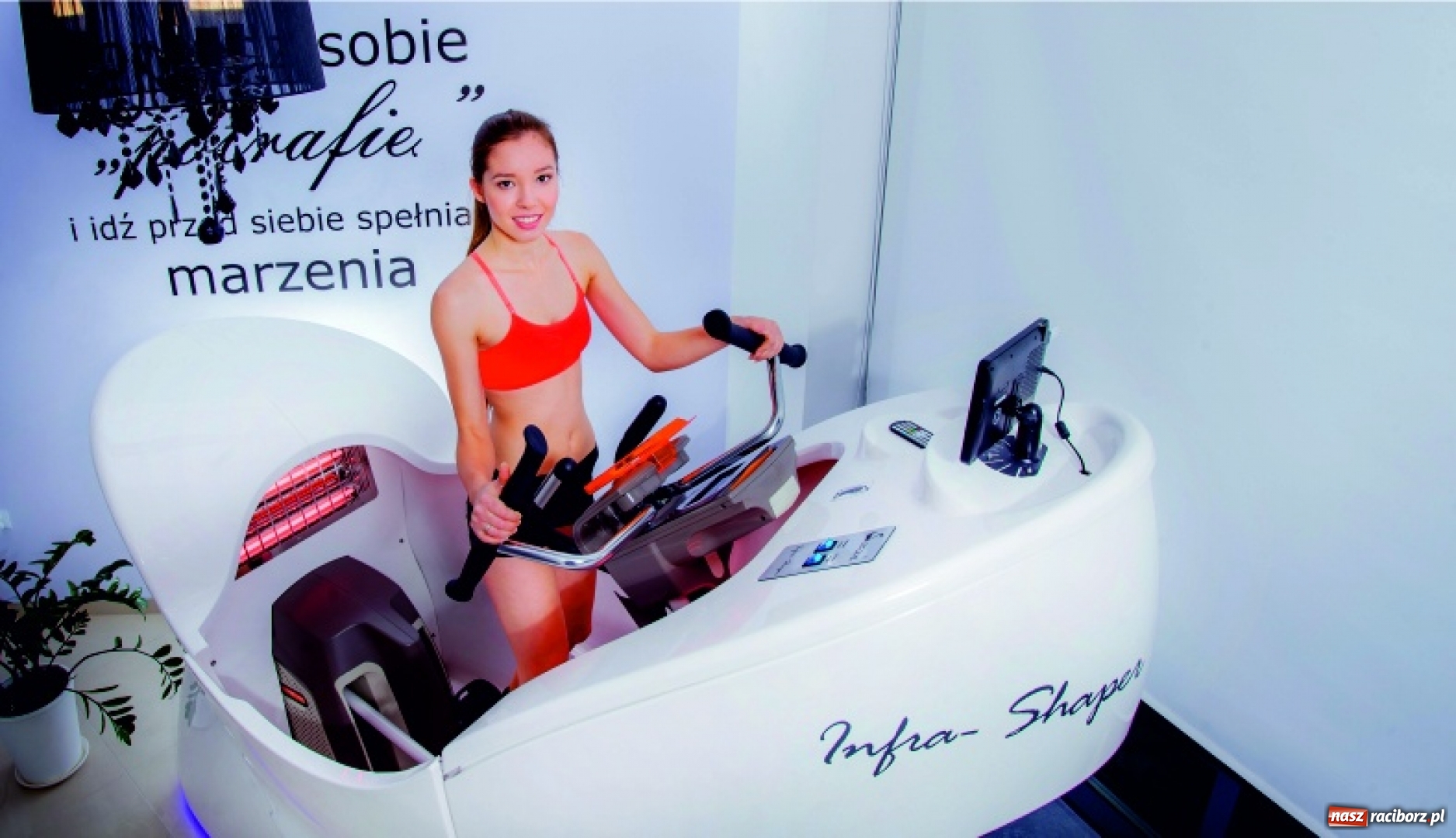 Zdjęcie w galerii na portalu naszraciborz.pl: Mikołajkowa promocja grudniowa w STUDIO FIGURA! wiadomości z regionu