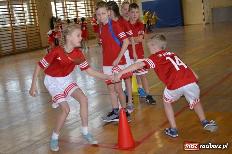 Zdjęcie w galerii na portalu naszraciborz.pl: Gminny turniej gier i zabaw gminy Krzyżanowice wiadomości z regionu