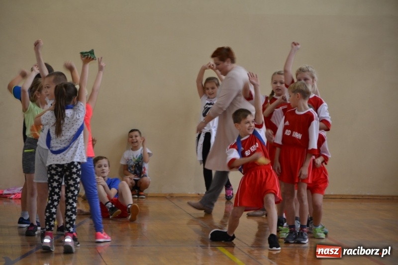 Zdjęcie w galerii na portalu naszraciborz.pl: Gminny turniej gier i zabaw gminy Krzyżanowice wiadomości z regionu